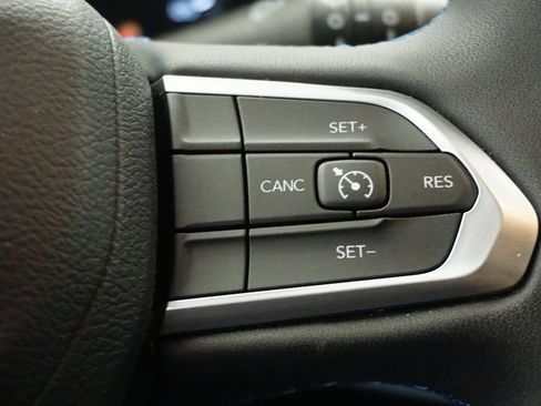 Certified 2022 Jeep Compass Latitude image 34