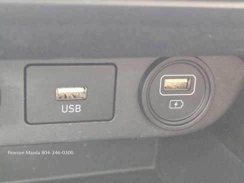 Used 2023 Hyundai Elantra Blue image 21