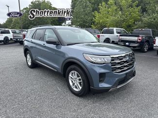 Used 2025 Ford Explorer Active AWD/4WD video 1