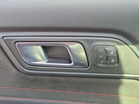 Used 2019 Ford Mustang GT Premium w/ Equipment Group 401A RWD image 22