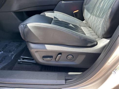 Certified 2023 Nissan Rogue Platinum w/ Platinum Premium Package image 18