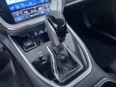 Used 2023 Subaru Outback Premium image 21