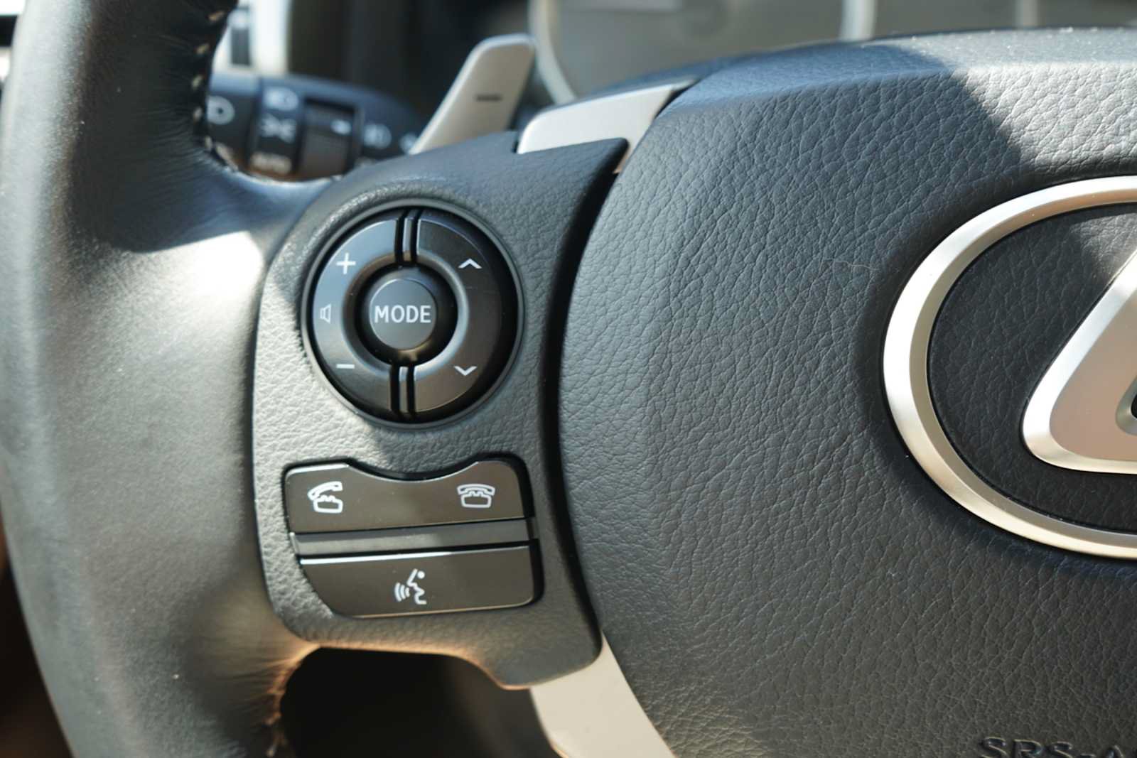 Used 2015 Lexus IS 250 w/ Premium Package RWD image 15