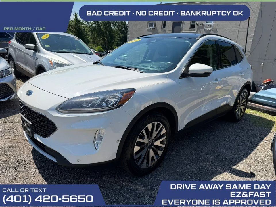 Used 2020 Ford Escape Titanium AWD/4WD image 3