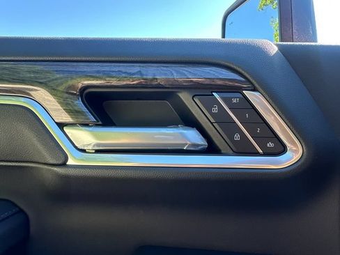 New 2026 Chevrolet Silverado 3500 LTZ w/ LTZ Premium Package AWD/4WD image 22