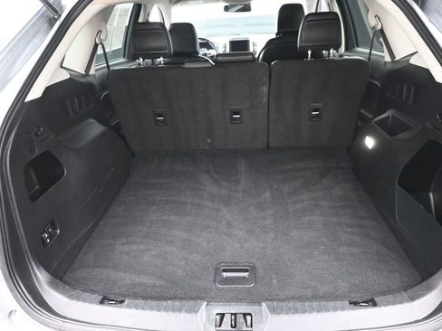 Used 2024 Ford Edge SEL image 9