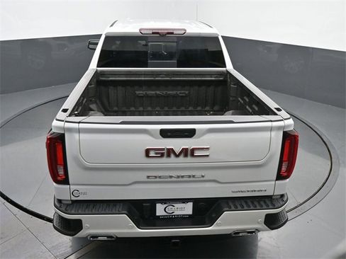 Used 2021 GMC Sierra 1500 Denali w/ Denali Ultimate Package image 42