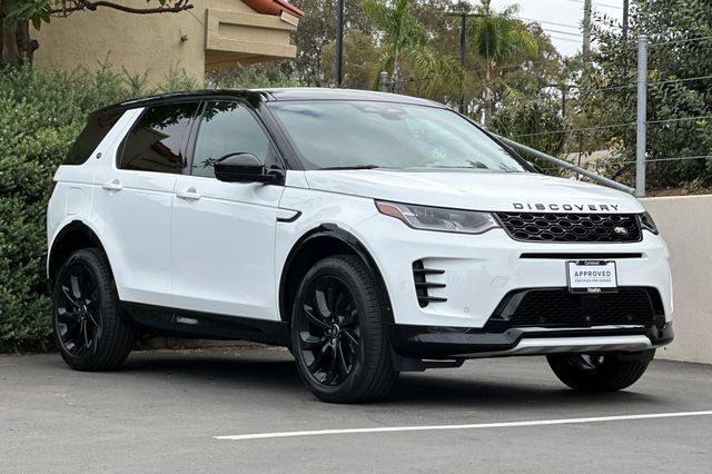 Certified 2025 Land Rover Discovery Sport Dynamic SE AWD/4WD image 7