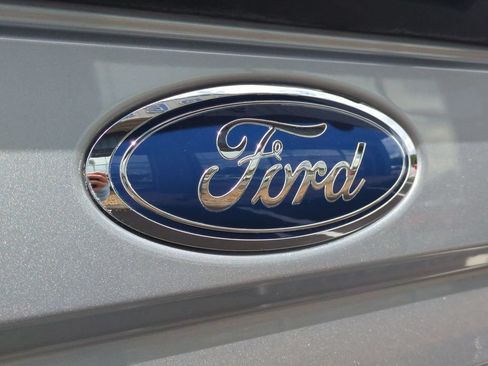 Used 2022 Ford F250 Lariat w/ Lariat Ultimate Package AWD/4WD image 6