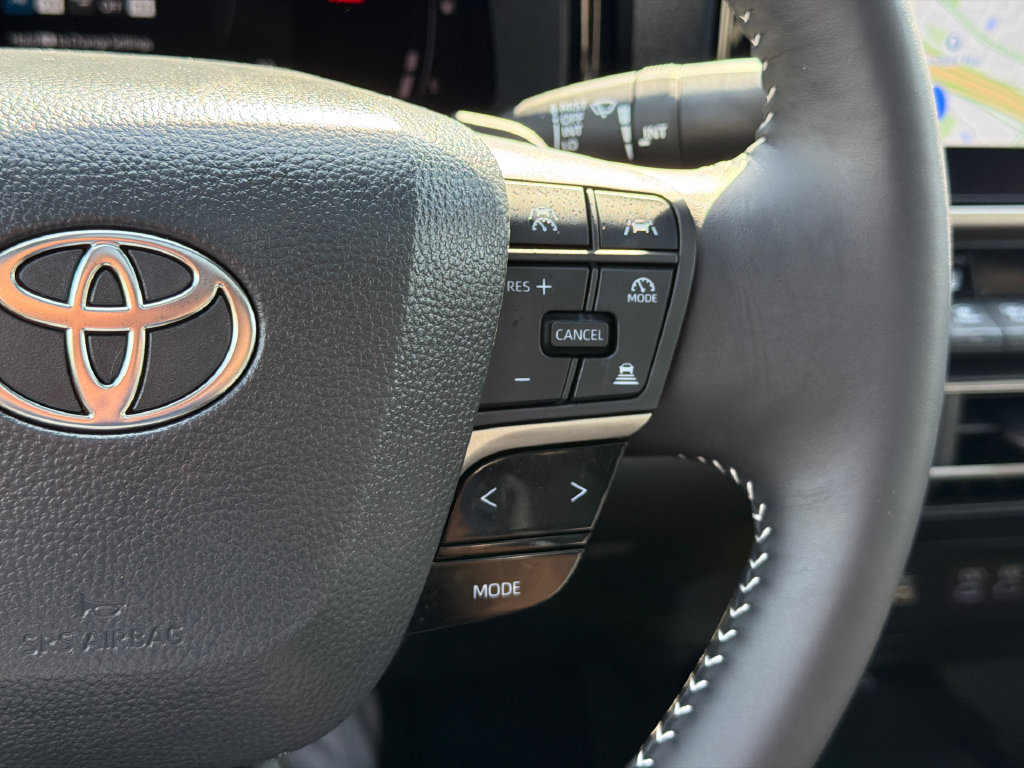 Used 2026 Toyota Camry SE w/ Multimedia Upgrade Package FWD image 21