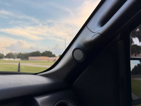 Used 2013 Ford F150 Raptor w/ Luxury Equipment Group AWD/4WD image 63