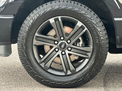 Used 2021 Ford F150 Lariat w/ Equipment Group 502A High AWD/4WD image 26