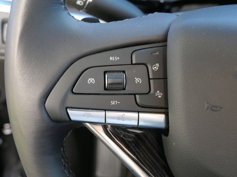 New 2025 Cadillac XT6 Premium Luxury image 16