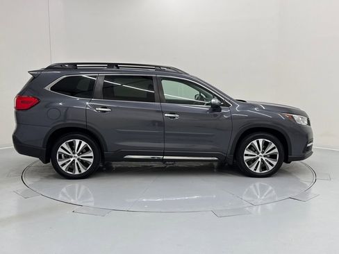 Used 2022 Subaru Ascent Touring w/ Popular Package #2A image 7