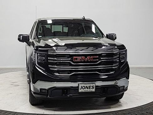 Used 2023 GMC Sierra 1500 SLT w/ SLT Premium Package image 2