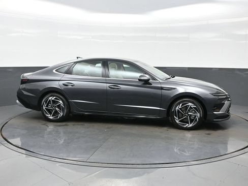 Certified 2026 Hyundai Sonata SEL FWD image 7