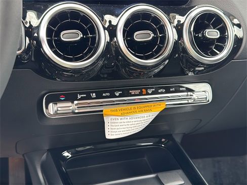 New 2026 Mercedes-Benz GLA 250 image 19