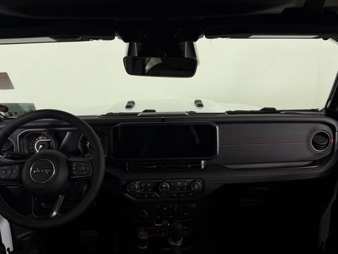 New 2026 Jeep Wrangler Unlimited Rubicon AWD/4WD image 32