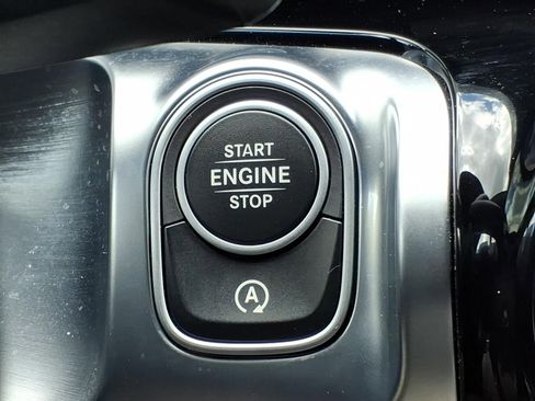 Certified 2025 Mercedes-Benz GLB 250 4MATIC image 21