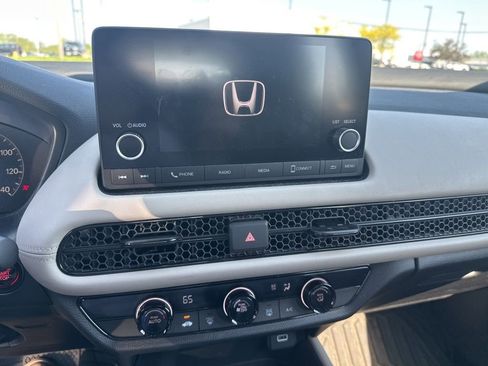 Used 2024 Honda HR-V LX image 8