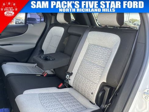 Used 2024 Chevrolet Equinox LS w/ LS Convenience Package image 30