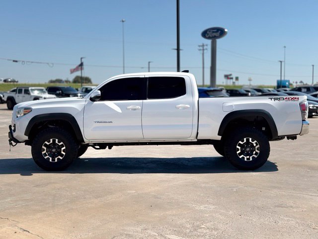 Used 2022 Toyota Tacoma TRD Off-Road AWD/4WD image 4