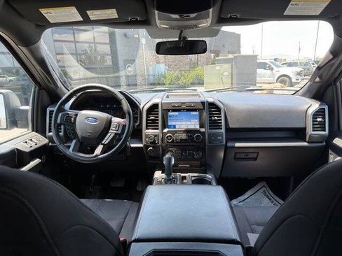 Used 2018 Ford F150 XLT w/ Equipment Group 302A Luxury AWD/4WD image 10