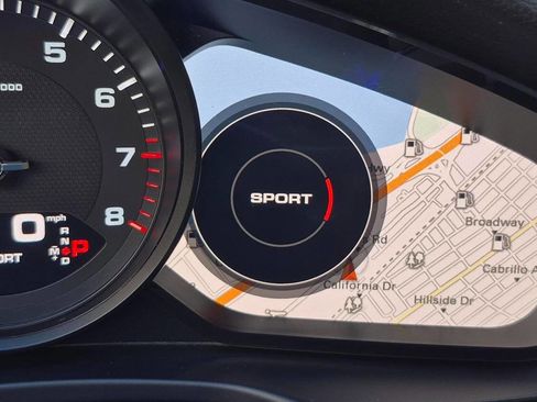 Used 2017 Porsche Panamera 4 image 24