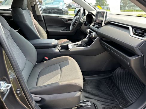 Used 2023 Toyota RAV4 XLE FWD image 23