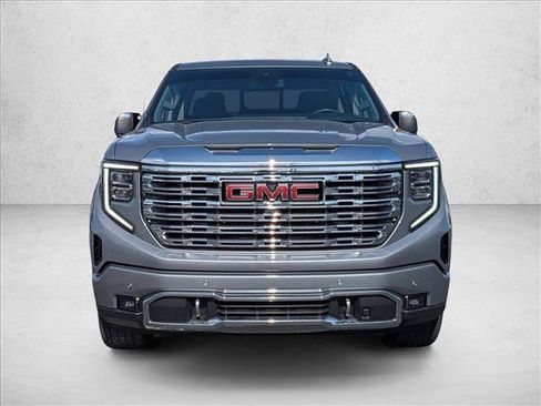 Used 2023 GMC Sierra 1500 Denali RWD image 2