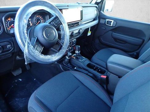 New 2026 Jeep Wrangler Unlimited Rubicon image 10