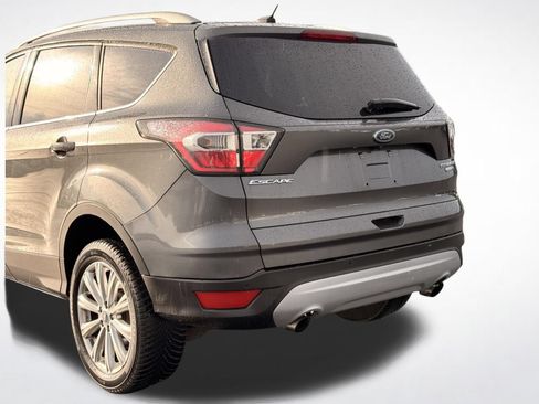 Used 2017 Ford Escape Titanium AWD/4WD image 5