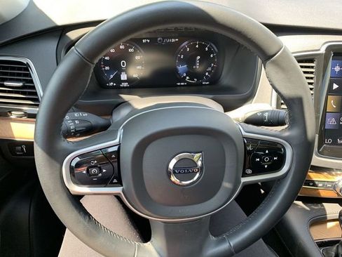 Used 2022 Volvo XC90 T6 Momentum w/ Advanced Package AWD/4WD image 19