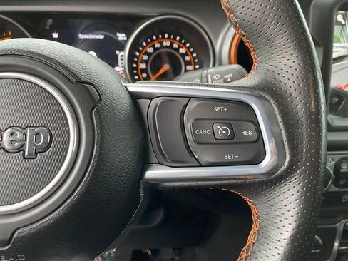 Used 2023 Jeep Gladiator Mojave w/ Cold Weather Group AWD/4WD image 15
