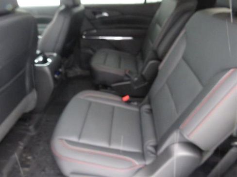 New 2026 Chevrolet Traverse Z71 w/ Driver Confidence Package image 19