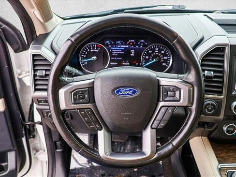 Used 2020 Ford Expedition Platinum image 13
