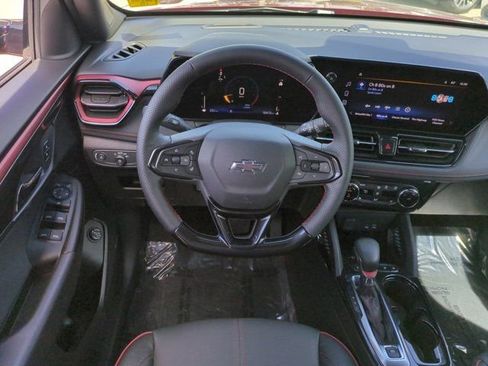 Used 2025 Chevrolet TrailBlazer RS w/ Convenience Package image 15
