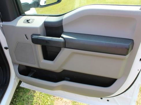 Used 2018 Ford F250 XL w/ Power Equipment Group image 23