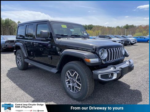 New 2026 Jeep Wrangler Unlimited Sahara AWD/4WD image 1