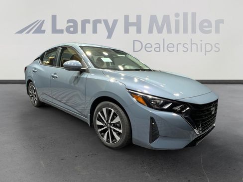 New 2025 Nissan Sentra SV w/ SV Premium Package image 7