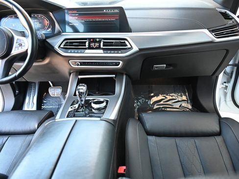 Certified 2023 BMW X5 xDrive40i w/ Executive Package image 8