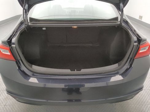 Used 2023 Chevrolet Malibu LT FWD image 29
