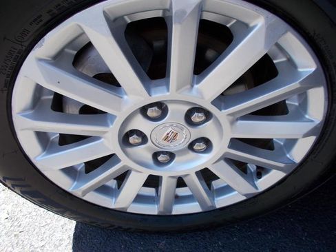 Used 2011 Cadillac CTS Luxury image 17