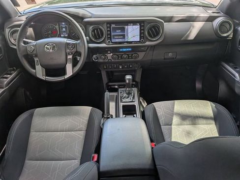 Used 2023 Toyota Tacoma TRD Off-Road w/ Advanced Technology Package AWD/4WD image 28