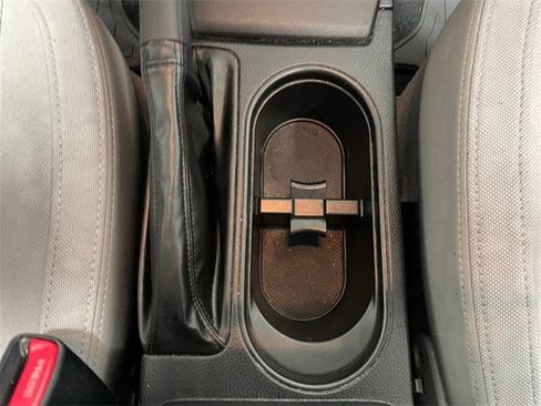 Used 2015 Subaru Forester 2.5i Premium w/ All-Weather Package image 18