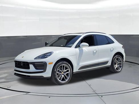 New 2026 Porsche Macan AWD/4WD image 1