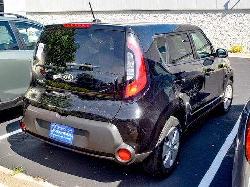 Used 2016 Kia Soul w/ Convenience Package FWD image 16
