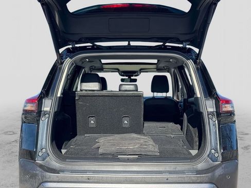 Used 2023 Nissan Rogue SL image 16