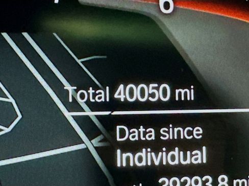 Used 2022 BMW 530i xDrive w/ Premium Package image 18