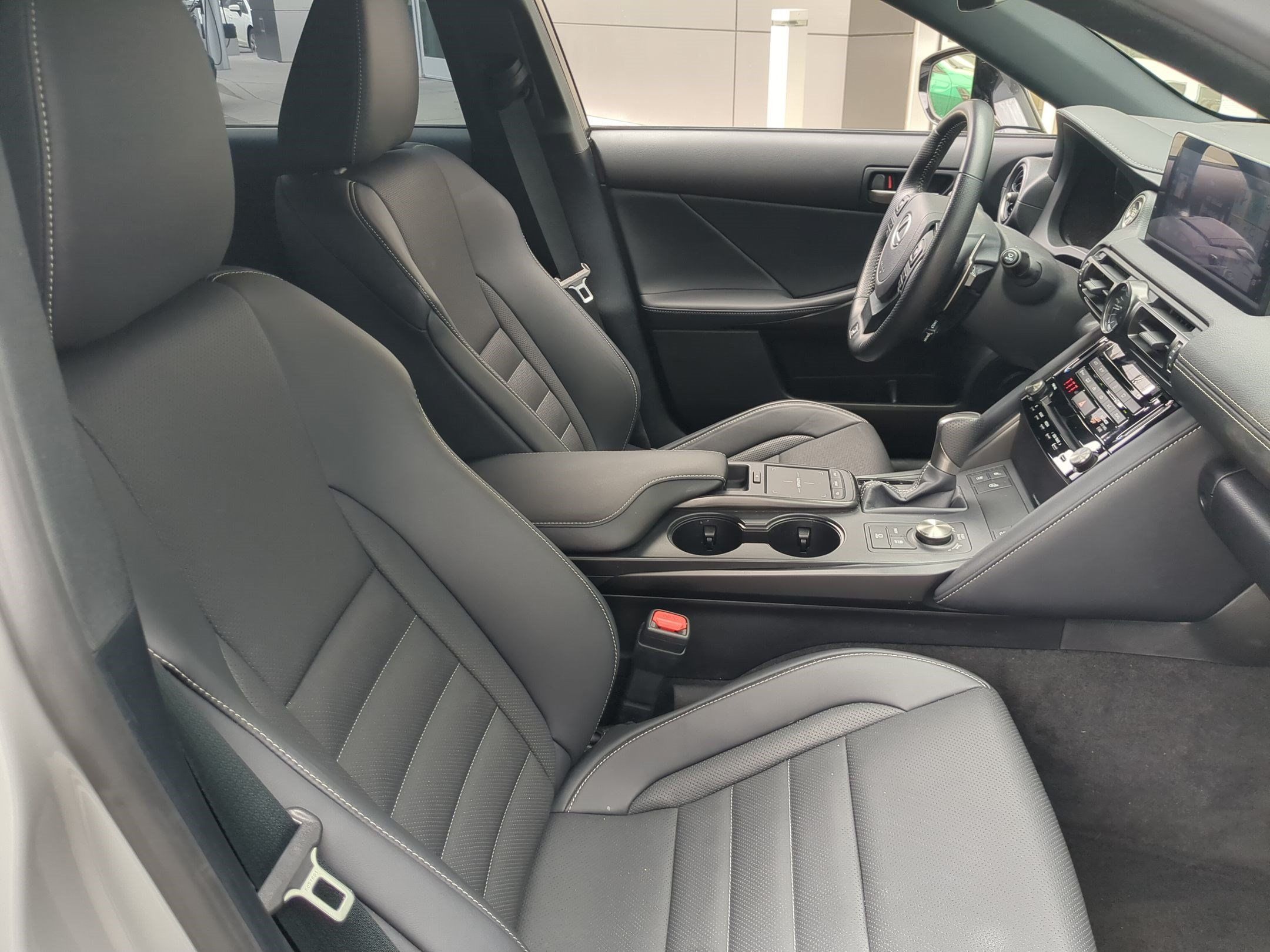 Used 2025 Lexus IS 350 F Sport w/ Navigation Package AWD/4WD image 32